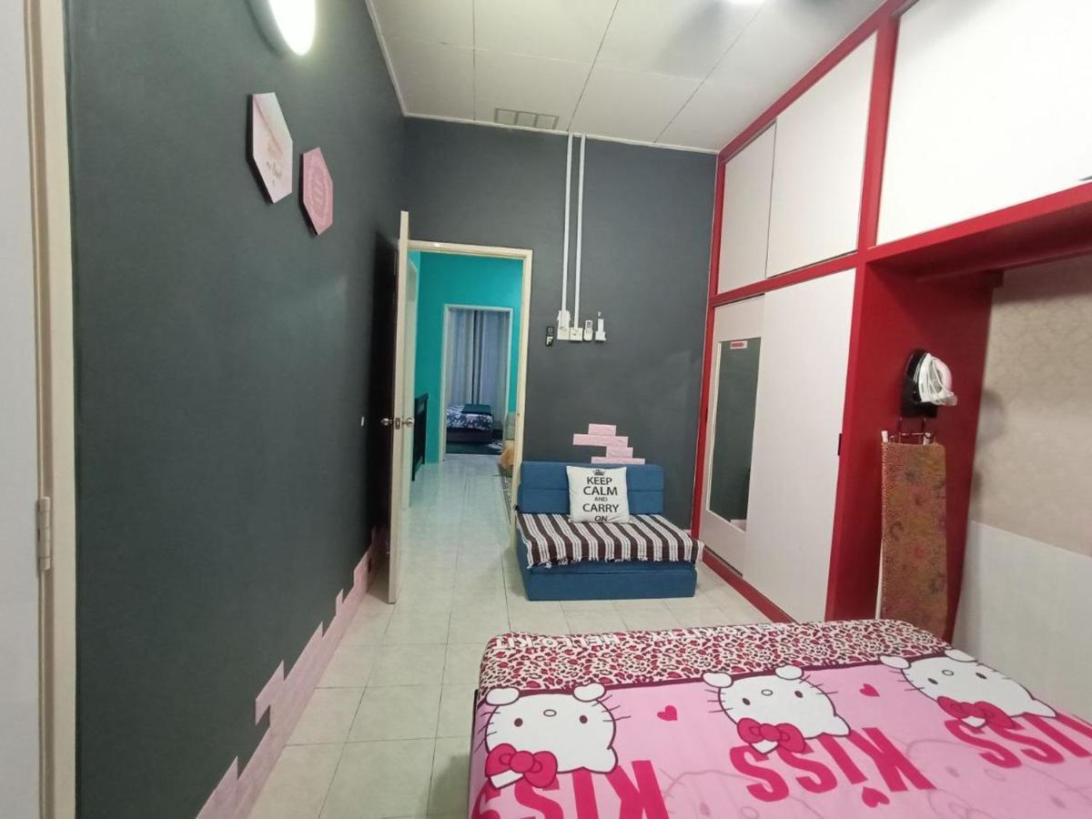 The Handz House Ii With Wifi - For Family Or Same Gender Only * Kepala Batas (Penang)